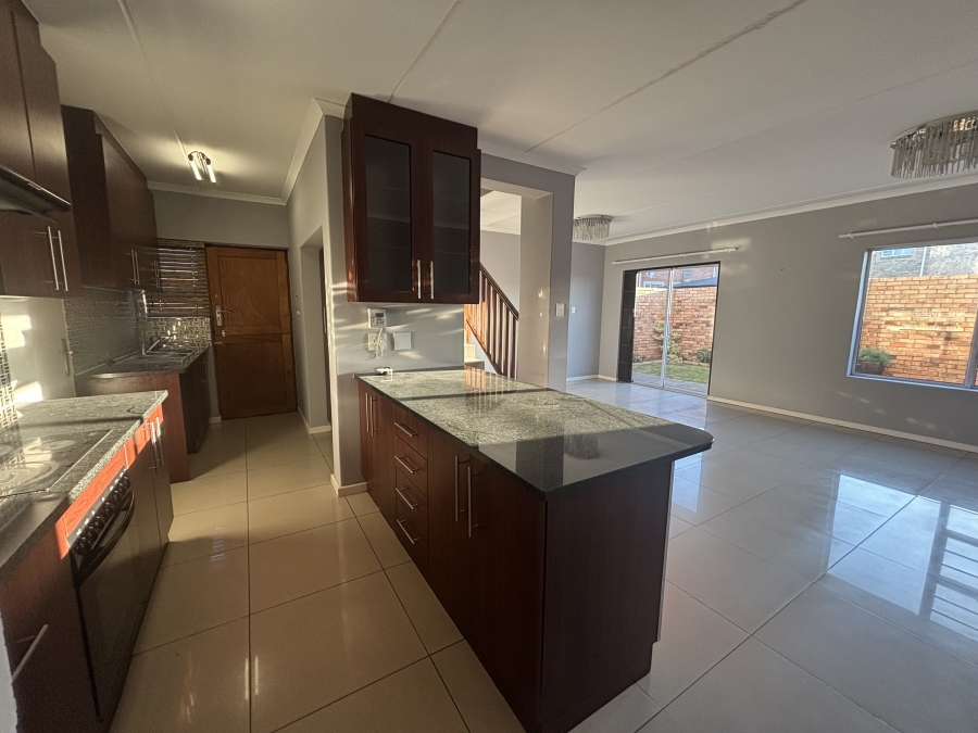 To Let 3 Bedroom Property for Rent in South End Eastern Cape
